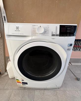 Lavatrice e Asciugatrice (Lavasciuga) Electrolux