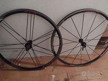 Ruote campagnolo Zonda, anteriore da riparare 