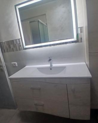 mobile da bagno sospeso 