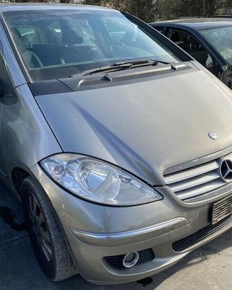 Ricambi usati per Mercedes Classe A 200 CDI 05