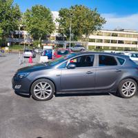 Opel Astra j 2011 