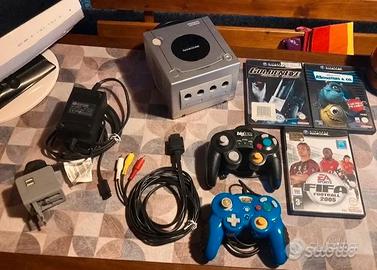 Nintendo GameCube argento completo con giochi