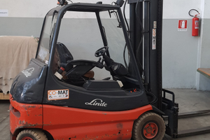 Carrello elevatore Linde E 25