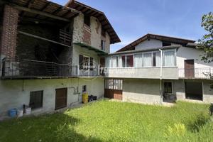 CASA INDIPENDENTE A VISTRORIO CON AMPIO GIARDINO P