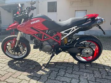 Ducati Hypermotard 796 - 2011