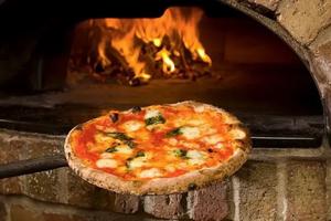 Pizzeria