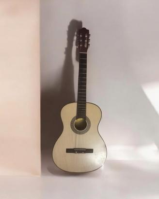 Chitarra classica Alicante
Guitar basic