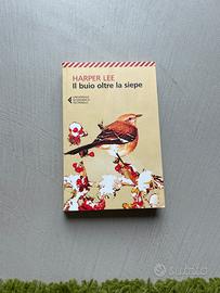 Il buio oltre la siepe