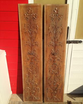 2 pannelli legno noce intagliati a mano