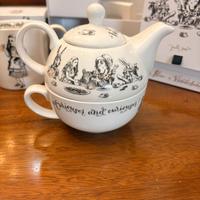 Alice nel Paese delle Meraviglie tazze Teiere V&A