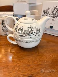 Alice nel Paese delle Meraviglie tazze Teiere V&A