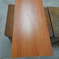 Pannello di legno rosso di ciliegio 81x40x2cm.
