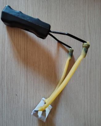 FIONDA DI PRECISIONE PER PESCA SPORT CAMPEGGIO