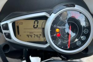 Triumph Speed Triple 1050