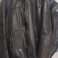 giacca da moto in pelle Dainese taglia 56.