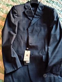Vestito completo per uomo marca Bianchi.