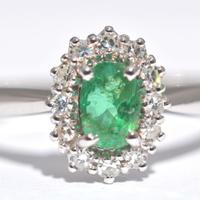 Anello Oro 18kt Diamanti bianchi e Smeraldo Burma