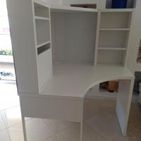 Scrivania angolare IKEA MICKE