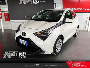 Toyota Aygo 5p 1.0 x-play 72cv