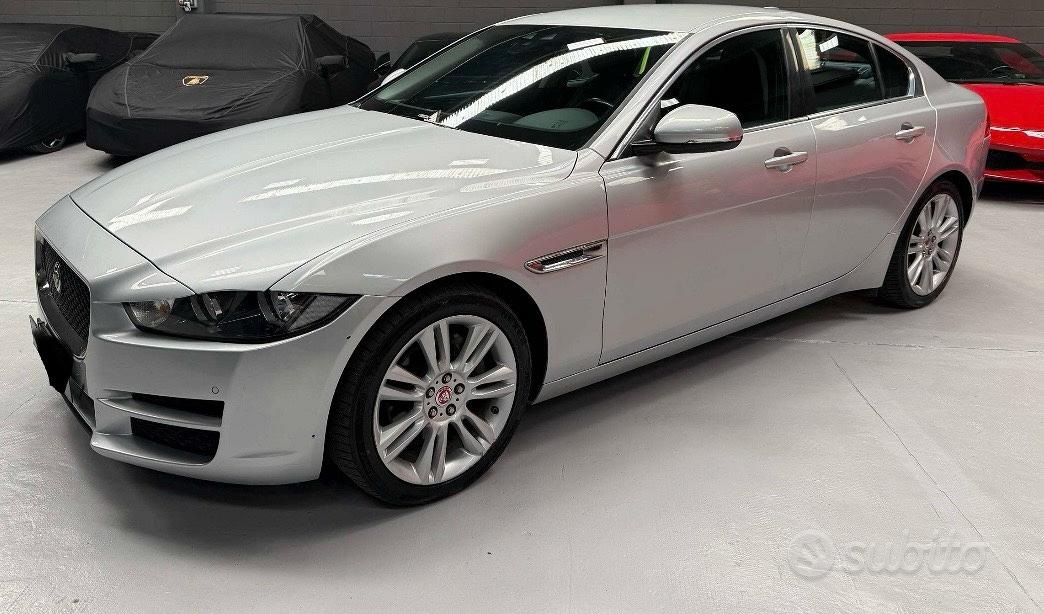 Jaguar XE (X760)