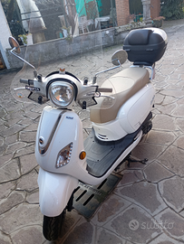 SYM 50 cc PRATICAMENTE NUOVO