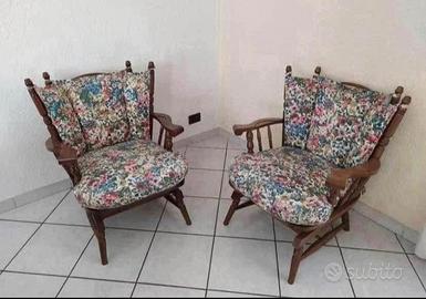 Coppia di poltroncine a dondolo