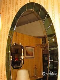 1950 Specchio Fontana Arte ovale verde. Design