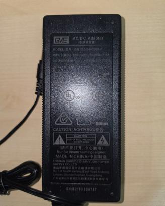 Alimentatore 54.4V 2.68A 145W per bici elettrica