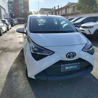 Toyota Aygo Connect 1.0 VVT-i 72 CV 5 porte x-cool