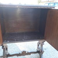 mobiletto da restauro