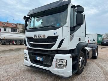 Iveco xp 460 trattore