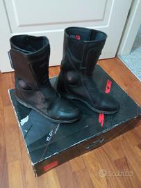 stivali da moto spike