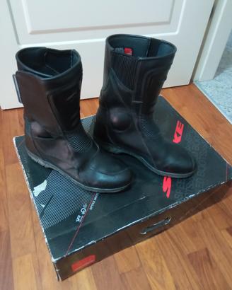 stivali da moto spike
