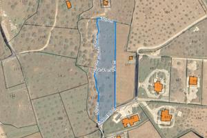 Terreno 4700 mq con allacci