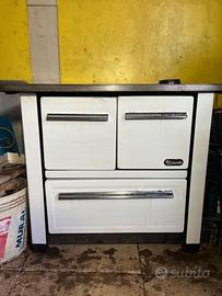 Cucina economica nordica a legna