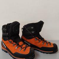 Scarponi Alpinismo Scarpa