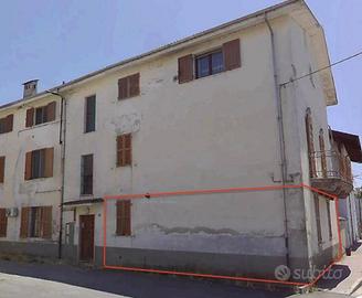 Immobile in asta di 95 m² con 3 locali a Alessandr