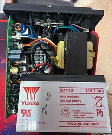 UPS APC 500VA 300W