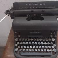 Macchina da scrivere Remington rand