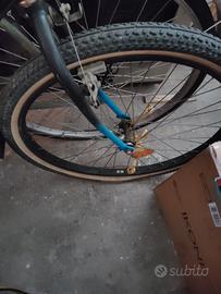 Mountain bike 