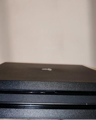 PS4 PRO