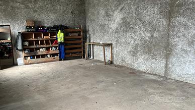 Capannone Mt 7 X 12 altezza mt 4,5