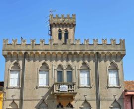 APPARTAMENTO STORICO IN ZONA CENTRALE