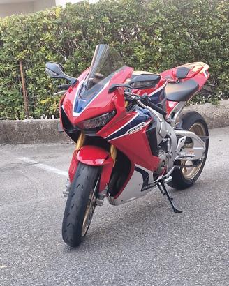 Honda CBR 1000rr  sp