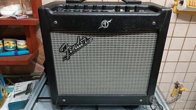 amplificatore Fender Mustang 1/v2