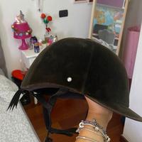 Cappello per cavallo più ghette più protezione