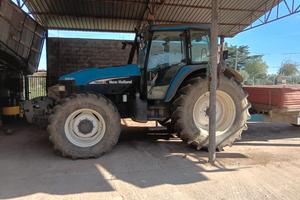 Trattore agricolo TM 140