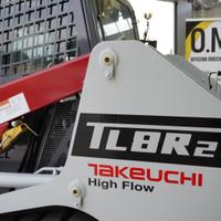 Minipala takeuchi tl8r-2