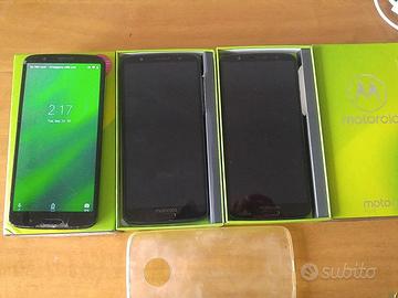 3 Motorola Moto G6 Plus
