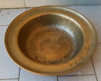 ANTICO PESANTE PIATTO IN BRONZO